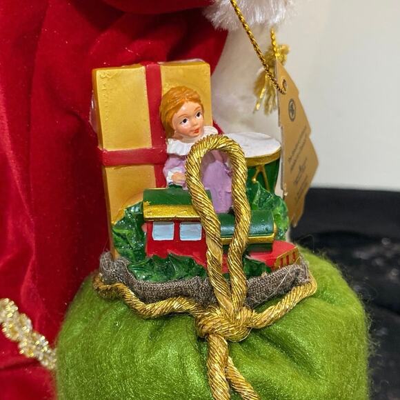 Thomas Kinkade St. Nicholas So Real Santa Figurine "Holiday Traditions" Bradford - Picture 9 of 10